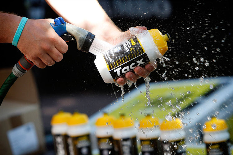 Tacx Bottle promotions in andere handen